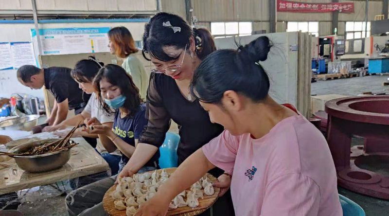 宇捷水餃，團隊的味道
